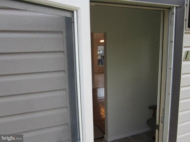 11019 Brookland Rd, Glenn Dale, MD 20769 - photo 3