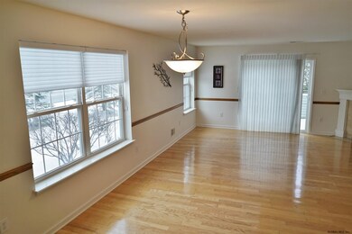 100 Cherry Blossom Ct unit 1, Schenectady, NY 12306 - photo 4