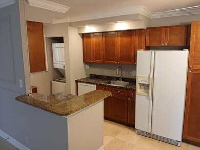 522 Trace Cir unit 205, Deerfield Beach, FL 33441 - photo 6