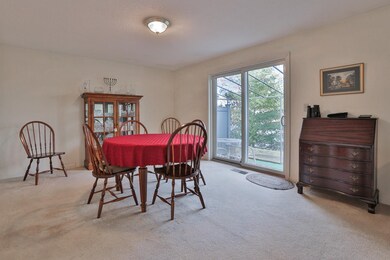 35 Walden Pond Dr, Nashua, NH 03064 - photo 7