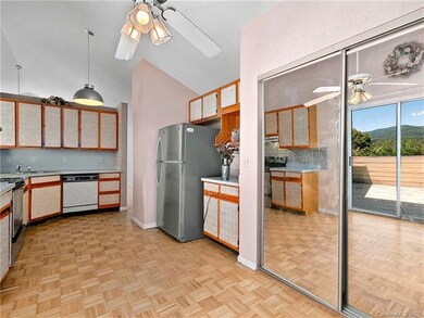 105 Serenity Cir, Hendersonville, NC 28792 - photo 5