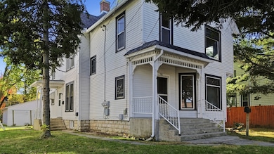 1102 W 3rd St, Dixon, IL 61021 - photo 3