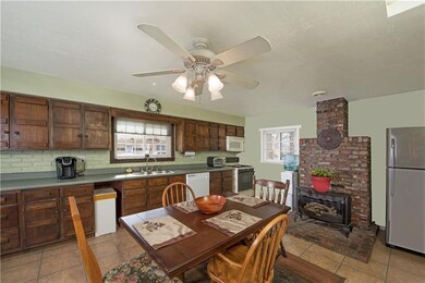 Country Kitchen