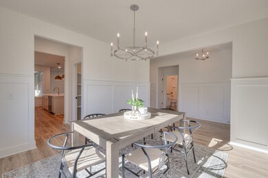 *Showing Brooks Floorplan only, these photos are not of the actual home.*