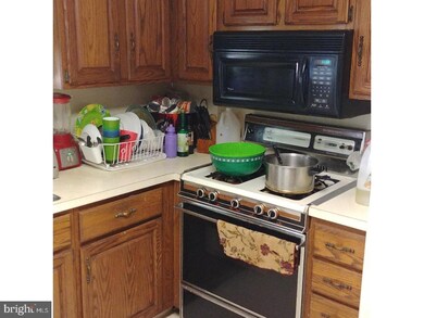 311 W 8th St, Lansdale, PA 19446 - photo 5