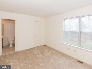 2451 Norrington Dr, Norristown, PA 19403 - photo 6
