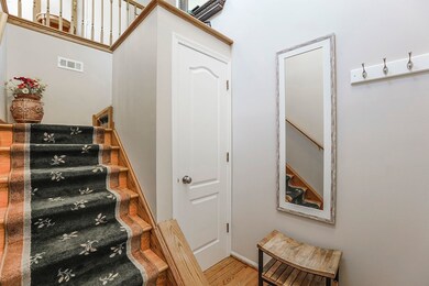 1721 W Orchard Place unit 1721B, Arlington Heights, IL 60005 - photo 3