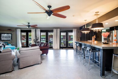 3321 N 34th St___-14