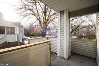 2702 Creekside Dr unit 2702, Newark, DE 19711 - photo 4