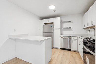 55 Broad St unit 1, Lynn, MA 01902 - photo 3