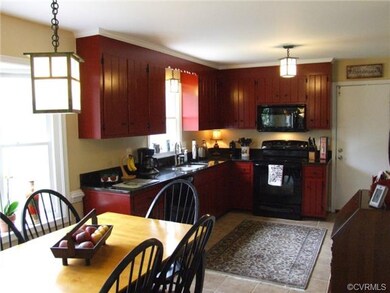Kitchen has 5-Year young Smooth-Top Range, Dishwas