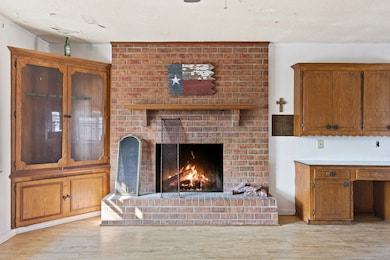 211 Whitehouse Rd, Ennis, TX 75119 - photo 6