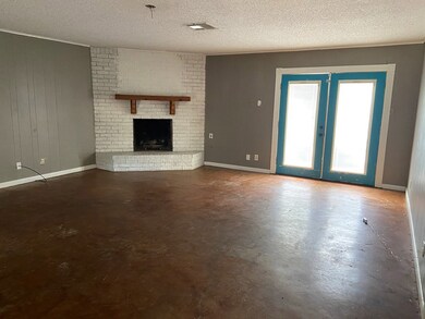 4120 Heatherglen St, Bay City, TX 77414 - photo 2