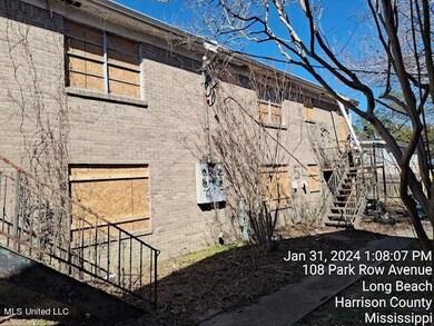 108 park row board up pic 5 (1)