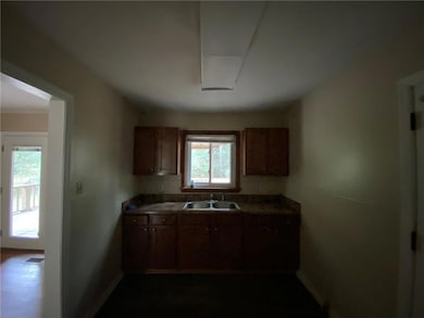 2001 Ostrom Dr, Mobile, AL 36605 - photo 6