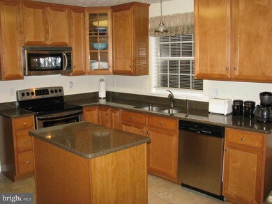 1819 Harewood Ln, Crofton, MD 21114 - photo 4