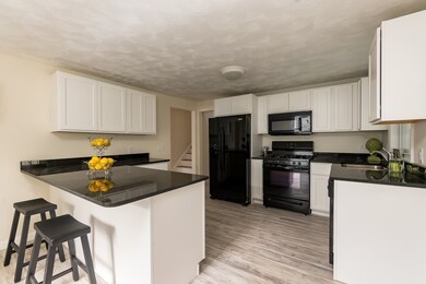 139 Smith St, Leominster, MA 01453 - photo 7