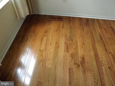 129 Rittenhouse Dr, Woodbury, NJ 08096 - photo 6