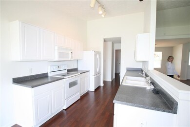 12792 Vikings Ln, Fishers, IN 46037 - photo 5