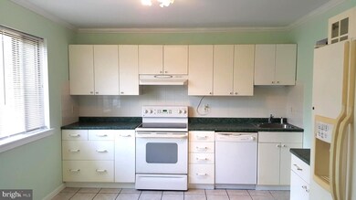 16 Gloucester Ct, Reisterstown, MD 21136 - photo 7