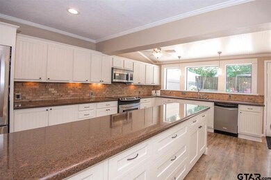 1705 1705 Devonshire Dr, Tyler, TX 75703 - photo 7