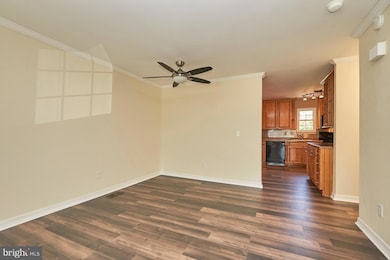 429 Mcdaniel Dr, Purcellville, VA 20132 - photo 7