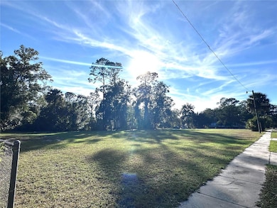 206 Booker St, Palatka, FL 32177 - photo 4