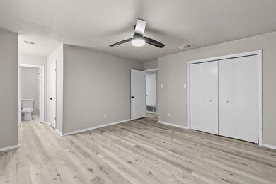 1700 Laurel Lake Dr, Waco, TX 76710 - photo 5