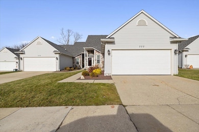 777 Challenging Trail, South Lyon, MI 48178 - photo 2