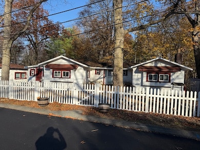 1 Sidney St, Wakefield, MA 01880 - photo 3