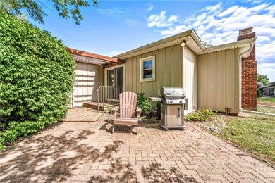 15303 W 77th St, Shawnee, KS 66217 - photo 7