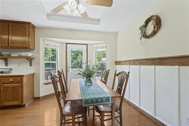 303 W Calico Dr, Raymore, MO 64083 - photo 7