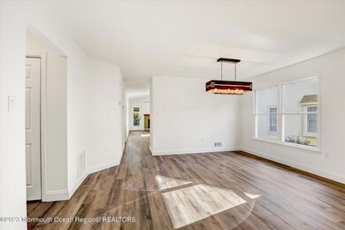 12-Dining Room