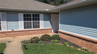 2010 Sycamore Place unit A, Springdale, AR 72762 - photo 3