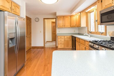 27 Ridge Rd, Pepperell, MA 01463 - photo 5