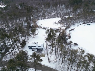 8 Meserve Rd, Durham, NH 03824 - photo 3