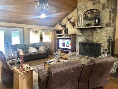 178 Roy Christie Rd, Lufkin, TX 75904 - photo 7