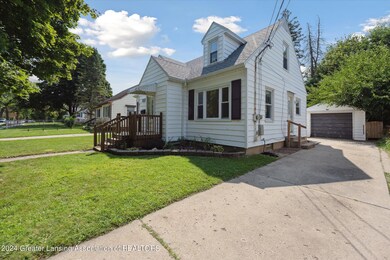 04-1319-Cooper-Ave-Lansing-MI-48910-Wind