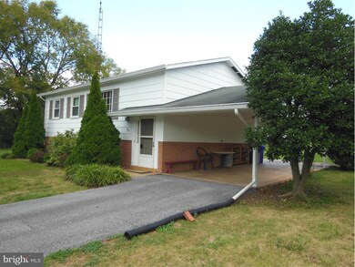 28 William St, Walkersville, MD 21793 - photo 2