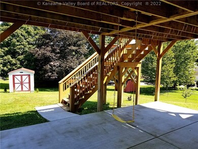 103 Timberlake Cir, Scott Depot, WV 25560 - photo 3