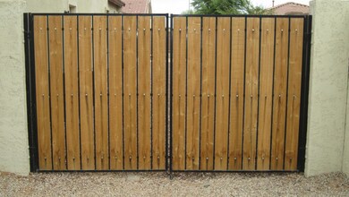 RV Gate