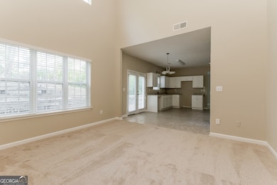 827 Shadow Lake Dr, Lithonia, GA 30058 - photo 4