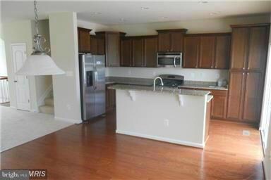 8704 Sagebrush Ln, Laurel, MD 20724 - photo 5