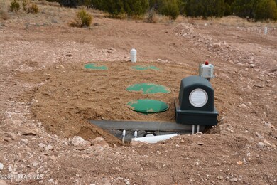 1920 E Aiken Ranch Rd, Paulden, AZ 86334 - photo 4