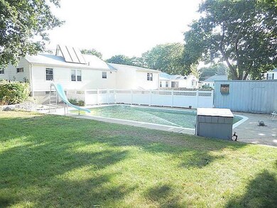 115 Friendly Rd, Cranston, RI 02910 - photo 4
