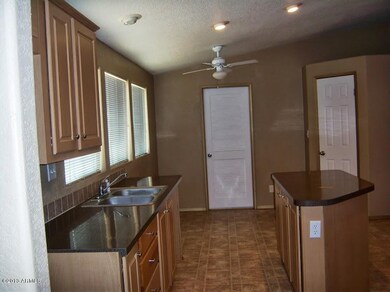 Open Kitchen