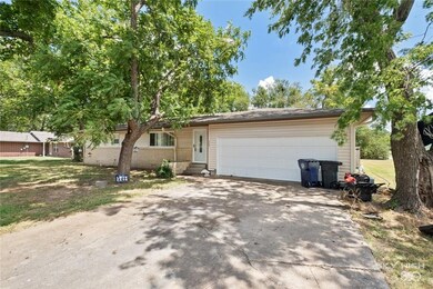 309 S Ozark St, Prairie Grove, AR 72753 - photo 3