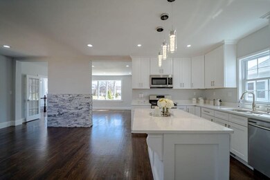 147 Lynn St, Peabody, MA 01960 - photo 4