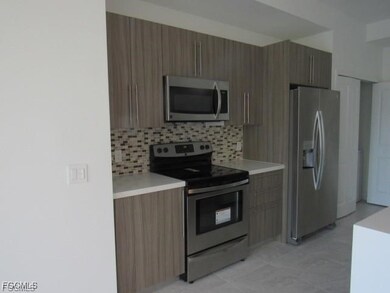 Majestic Palms Condominiums unit 302, Fort Myers, FL 33908 - photo 6