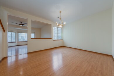 719 Hidden Creek Ln unit 196, North Aurora, IL 60542 - photo 7